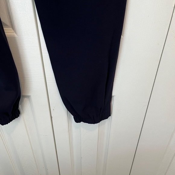 Babaton from Aritizia size 8 navy blue joggers - Picture 9 of 13